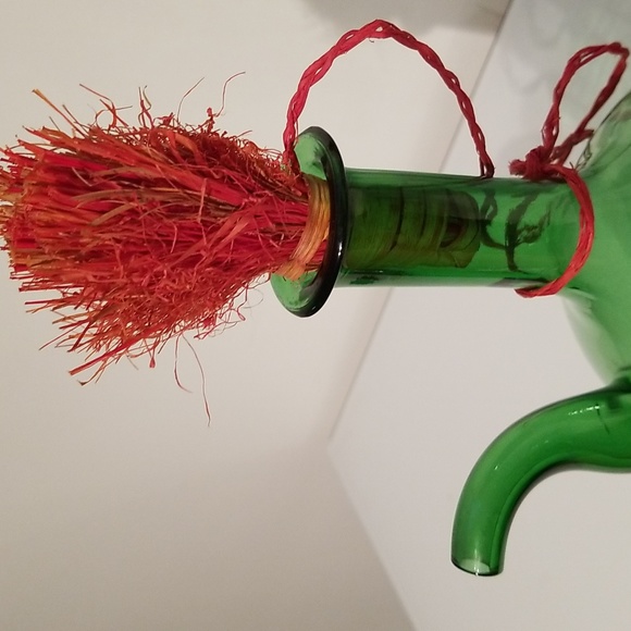 Vintage Italian Blown Glass Decanter with Ice Chamber - Picture 15 of 17